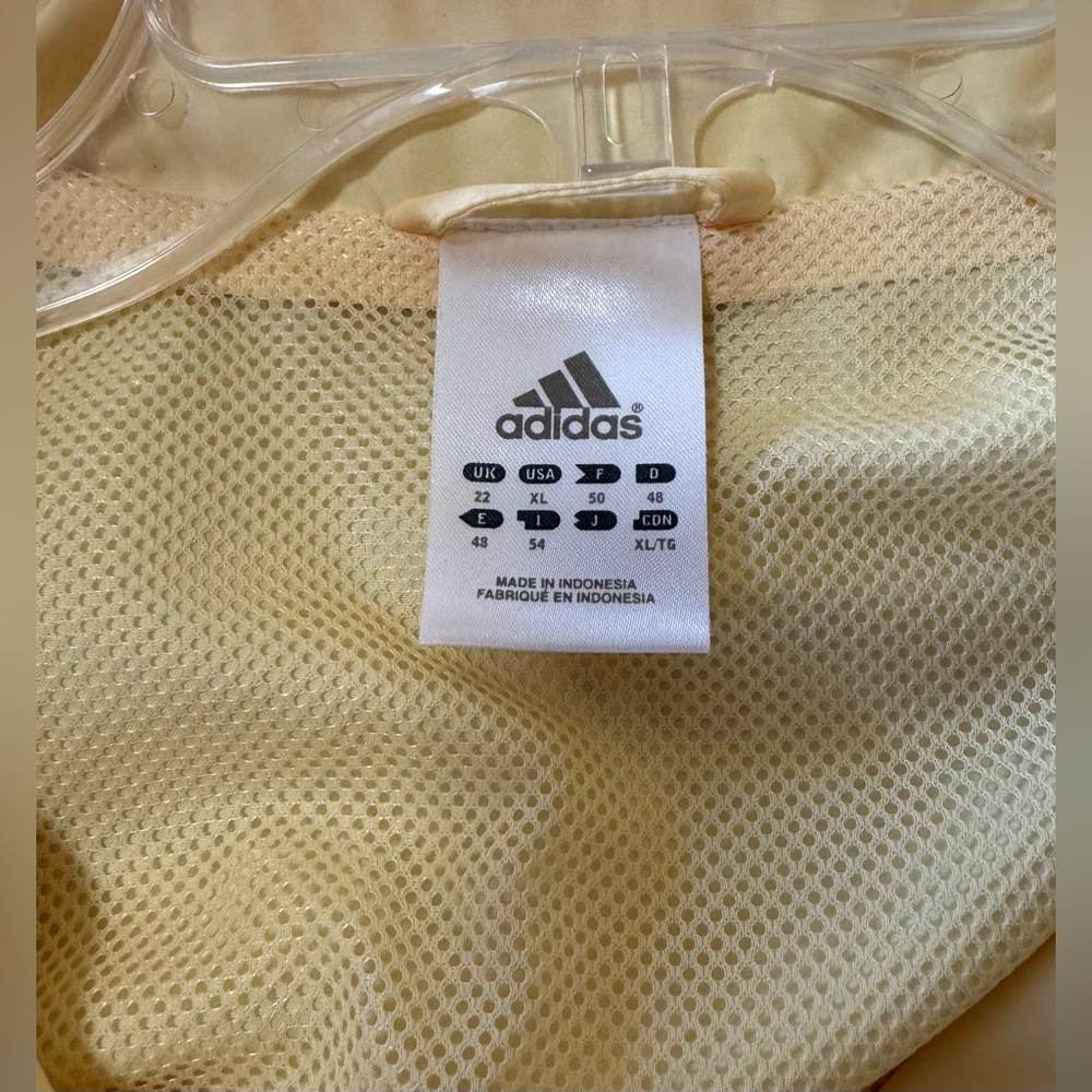 Women’s Adidas XL windsuit - Picture 5 of 13
